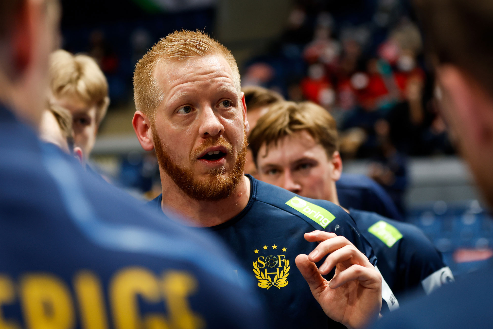 Crunch Scandinavian derby to decide semi-finalists