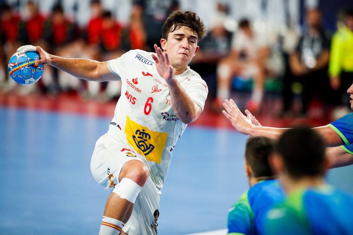 Airport Trophy 2022 streamed live on Twitch