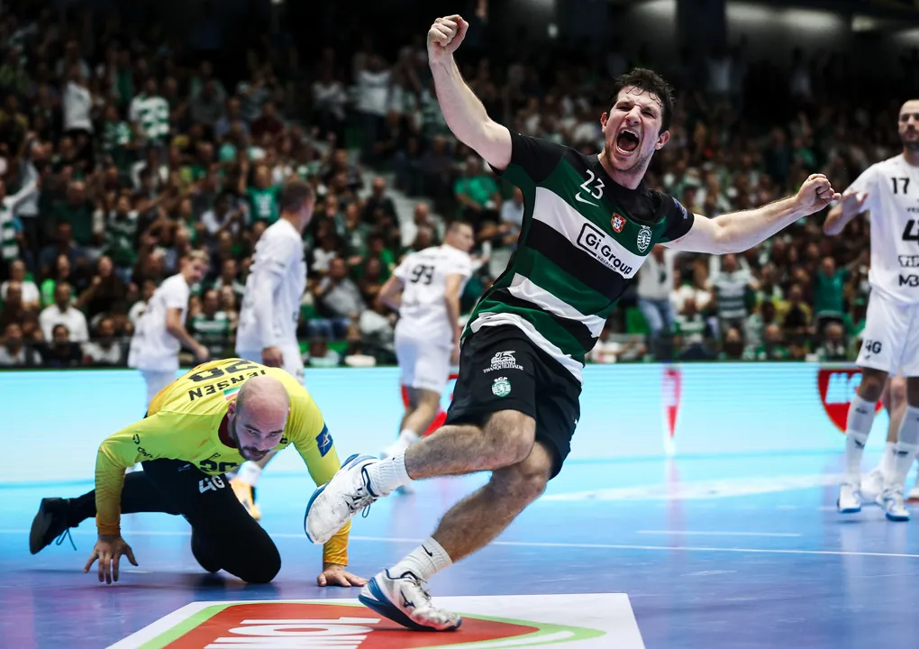 Stunning Sporting beat Veszprém; Barça, Kolstad both win