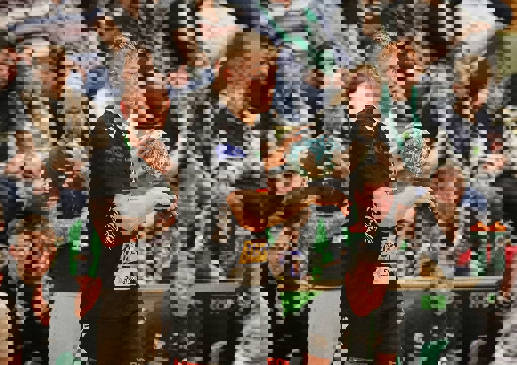 Norwegian teams celebrate away victories