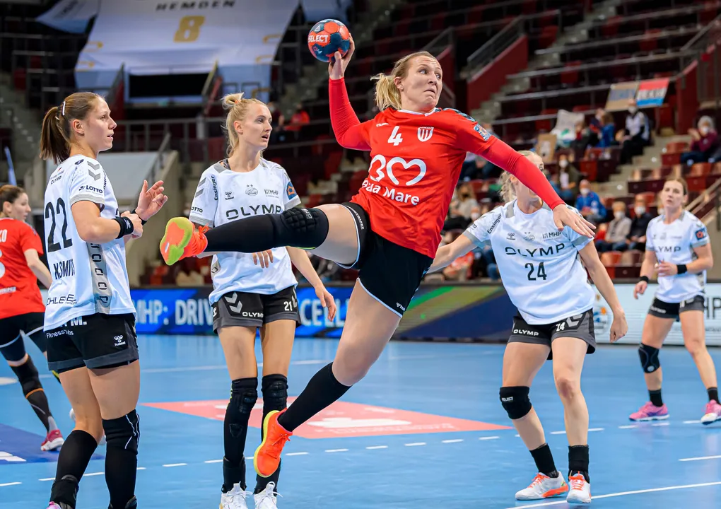 Burlachenko overcomes “toughest moments of my life”