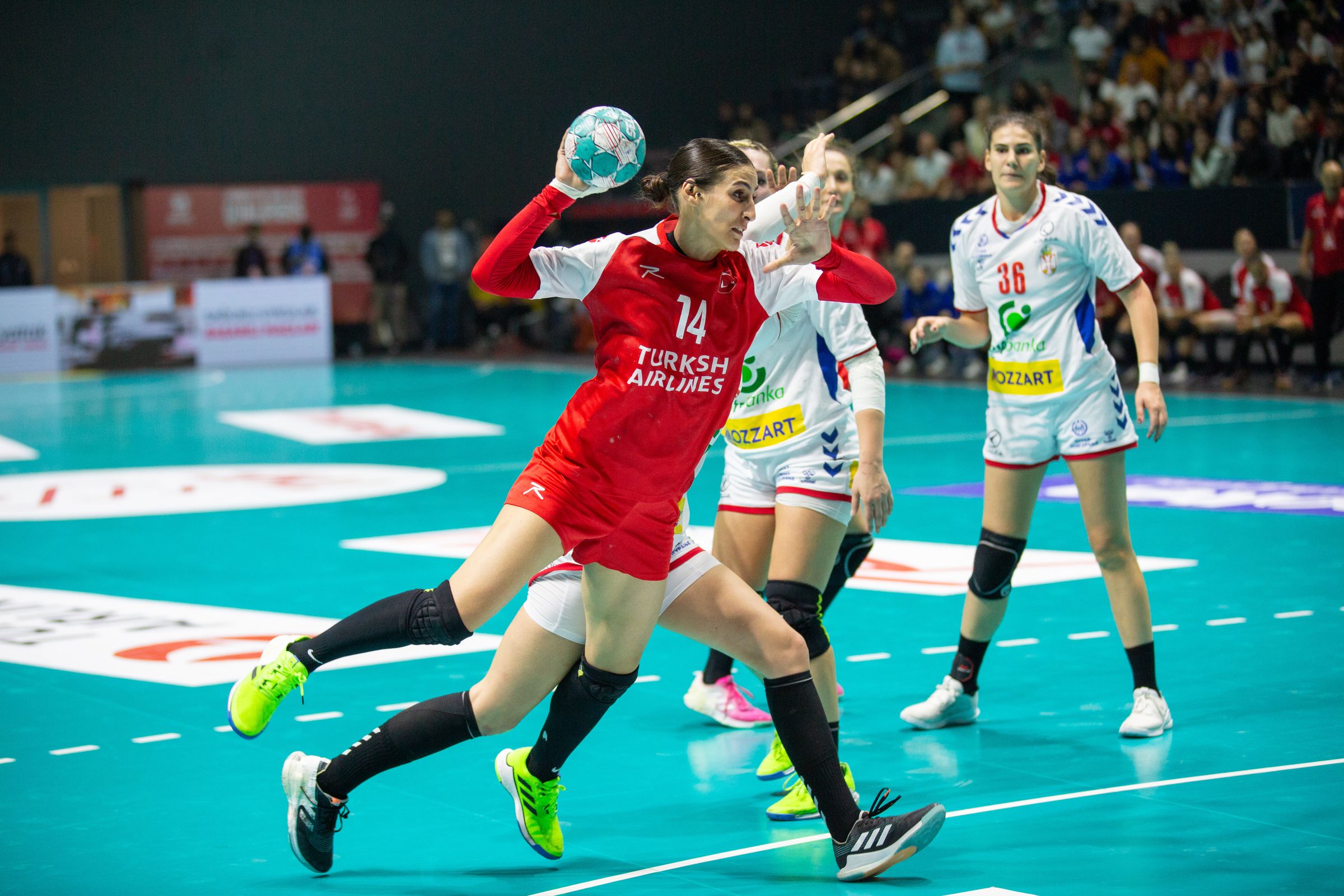 Türkiye and Serbia share points; Ukraine, Iceland, Montenegro win in Qualifiers