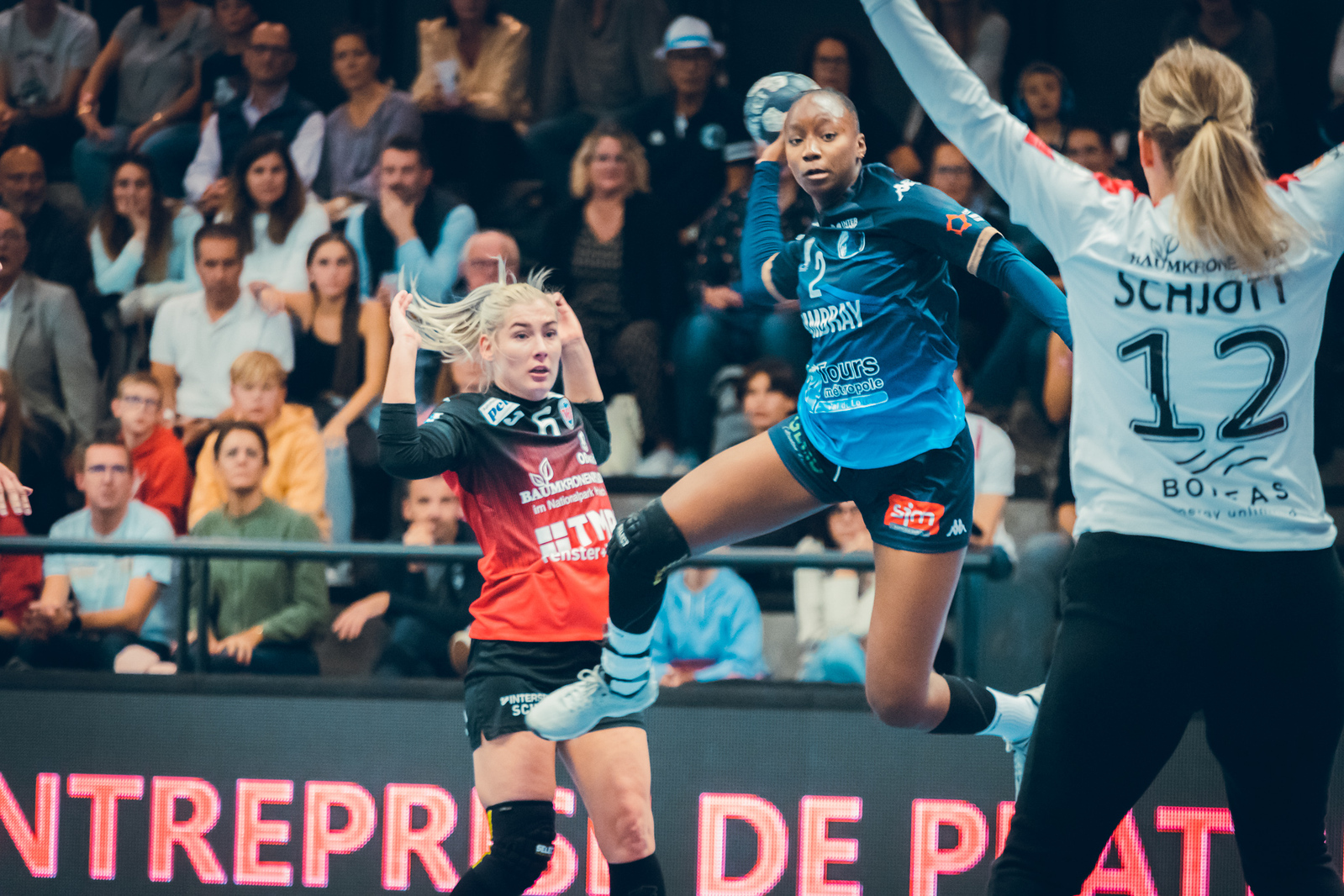 16 teams seek spot in next qualification round