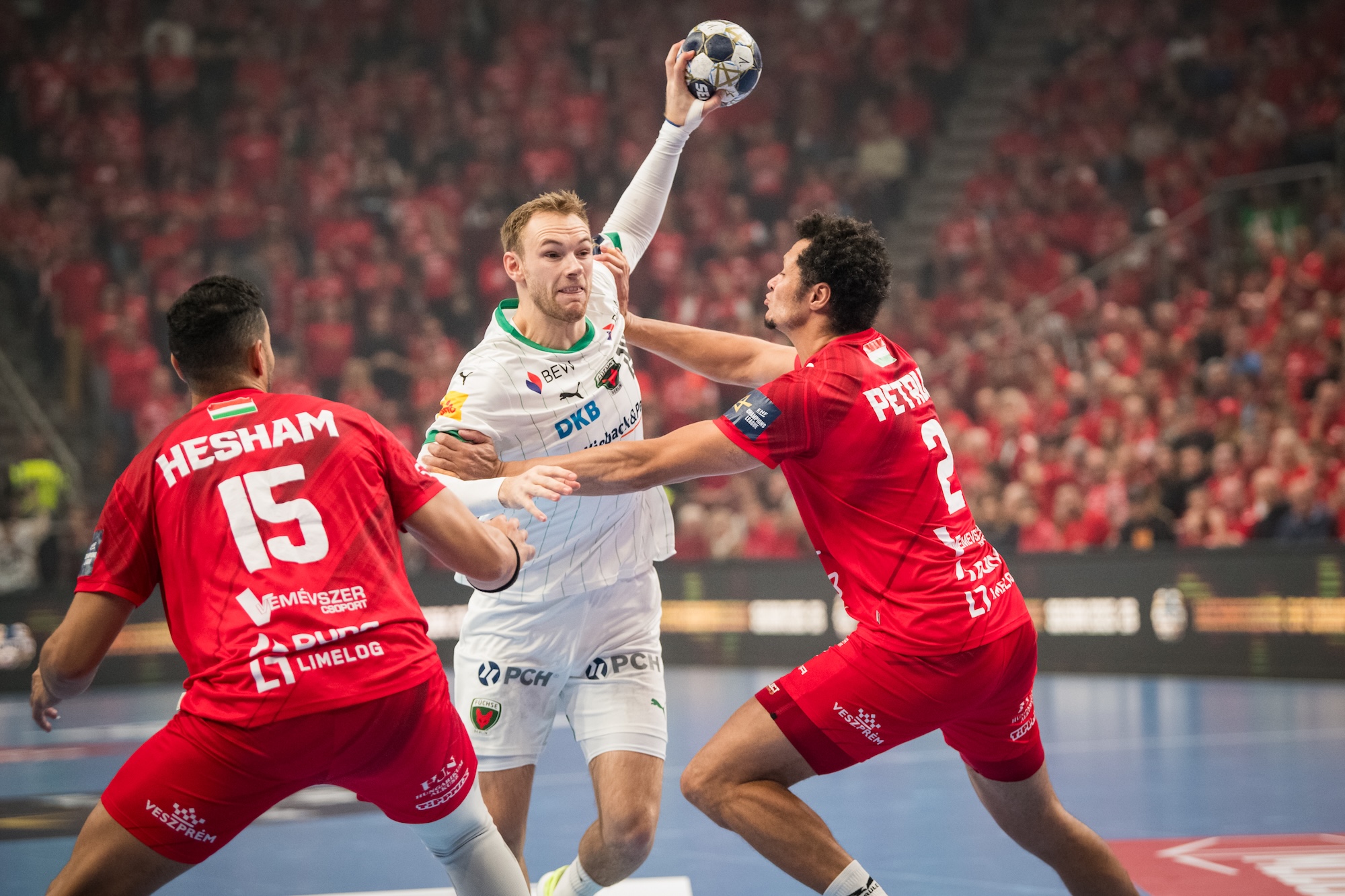 German sides remain spotless; Barça win MOTW in style