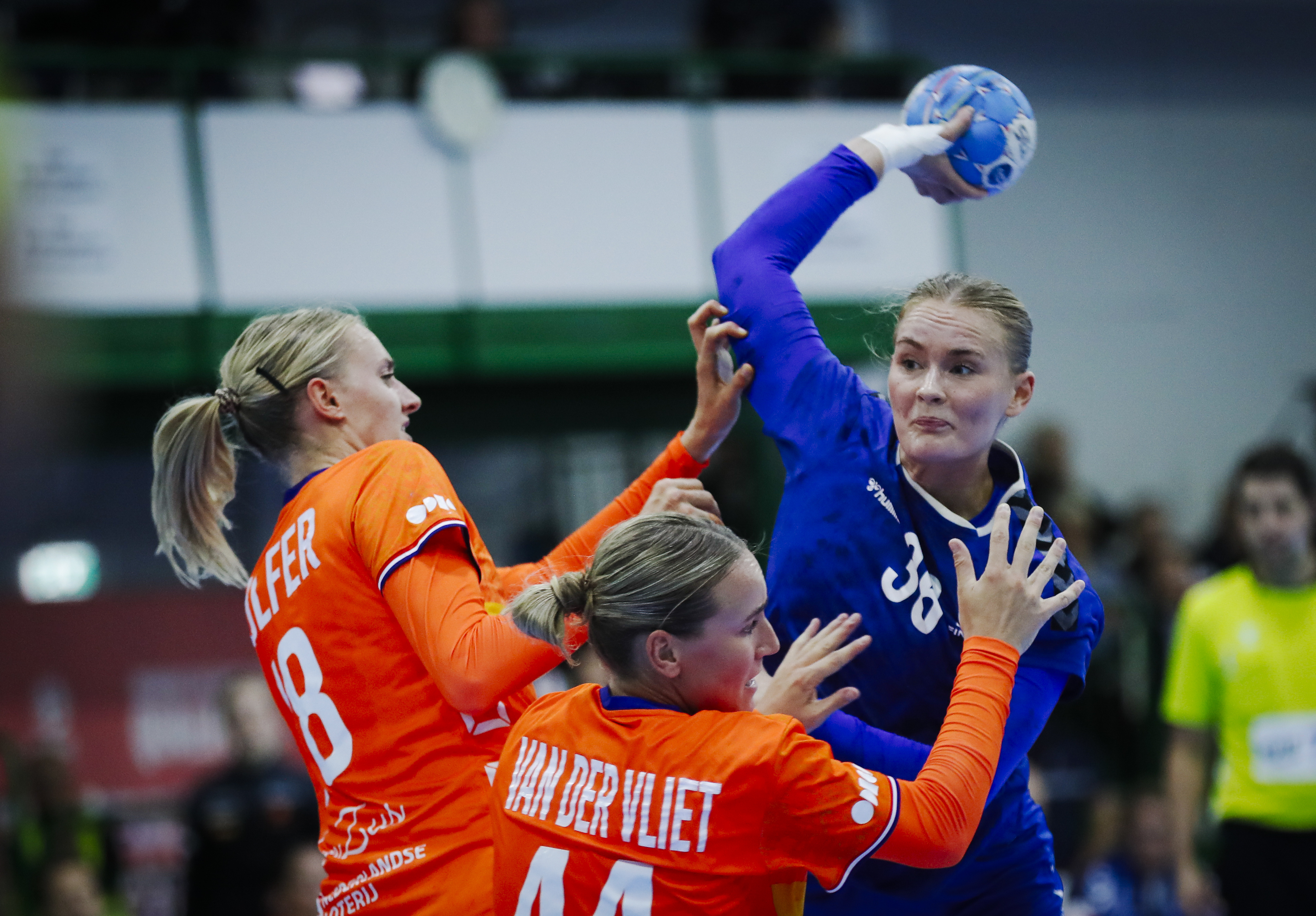 All round 1 winners victorious again