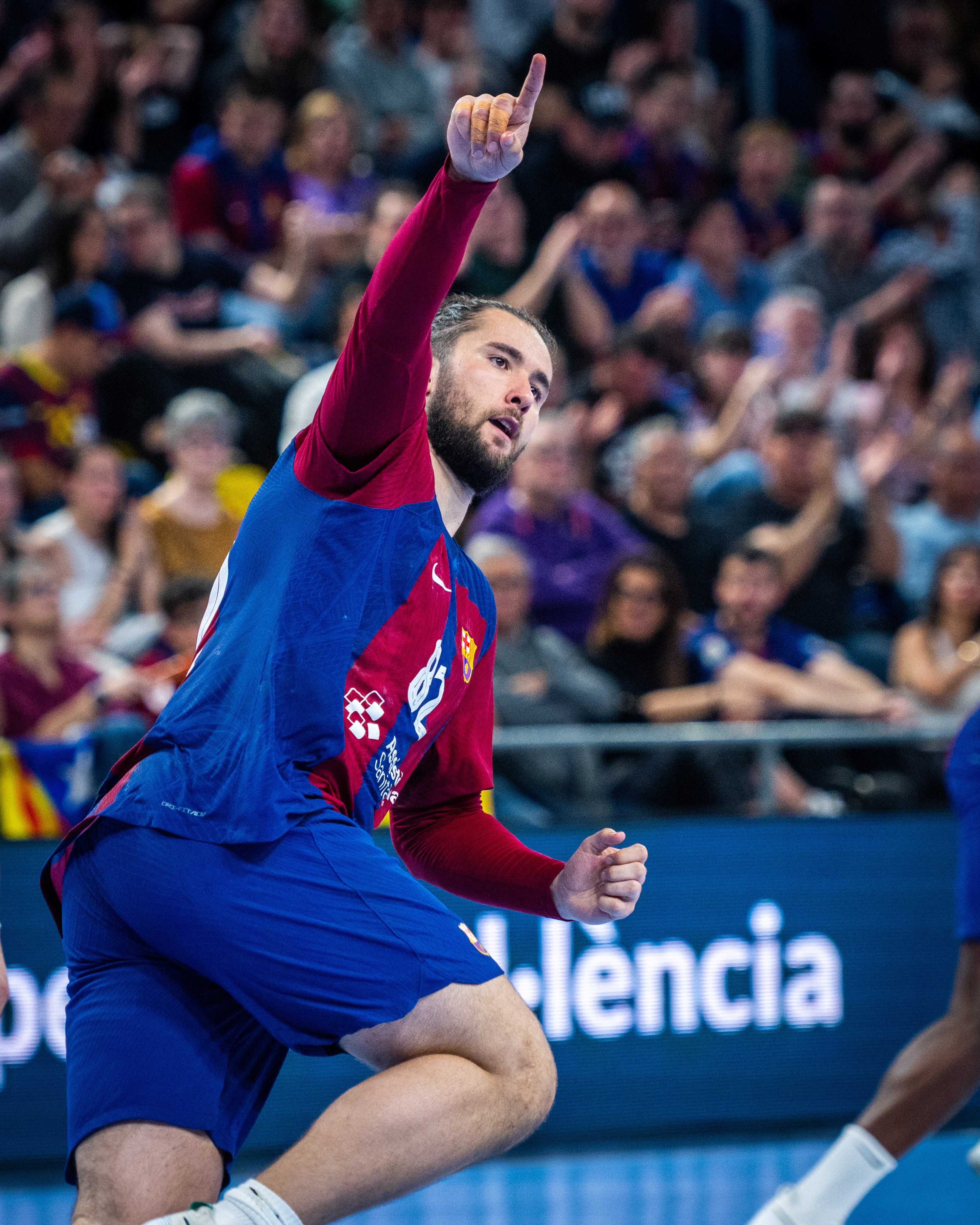 Frade comes of age in Barça’s underdog season