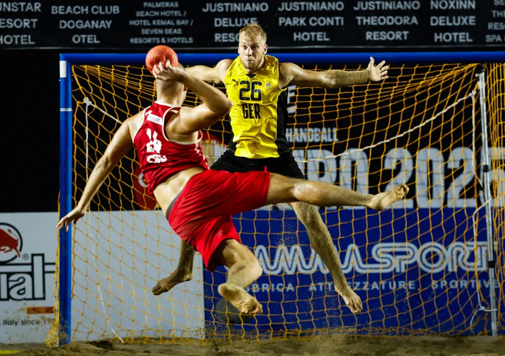 SUMMARY: Germany and Norway to play Spain for Beach EURO titles