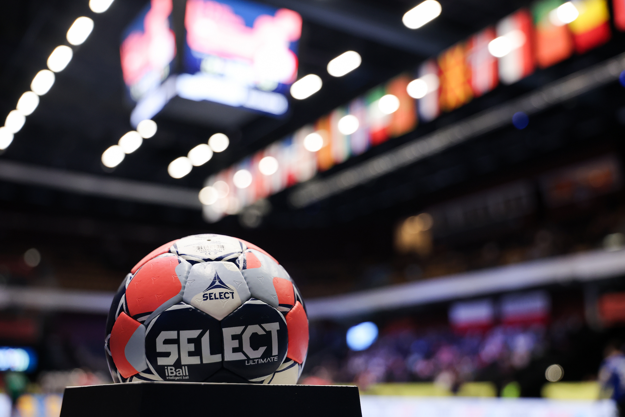 Live blog: More on the line as preliminary round reaches day 4