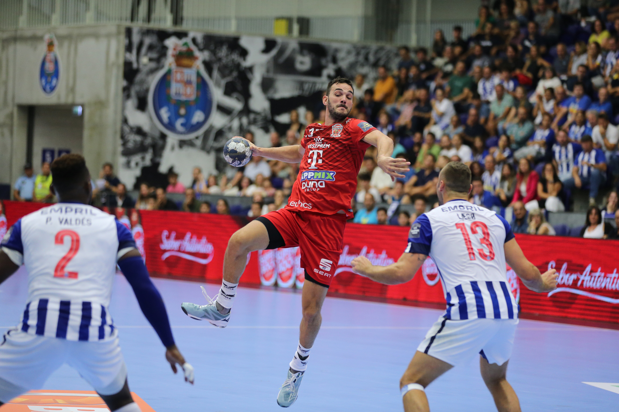 Veszprém make it two from two in Porto
