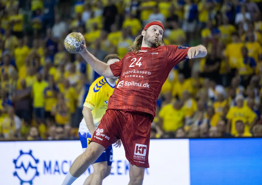 Aalborg upset Kielce on Hansen return; Barça ease past Montpellier