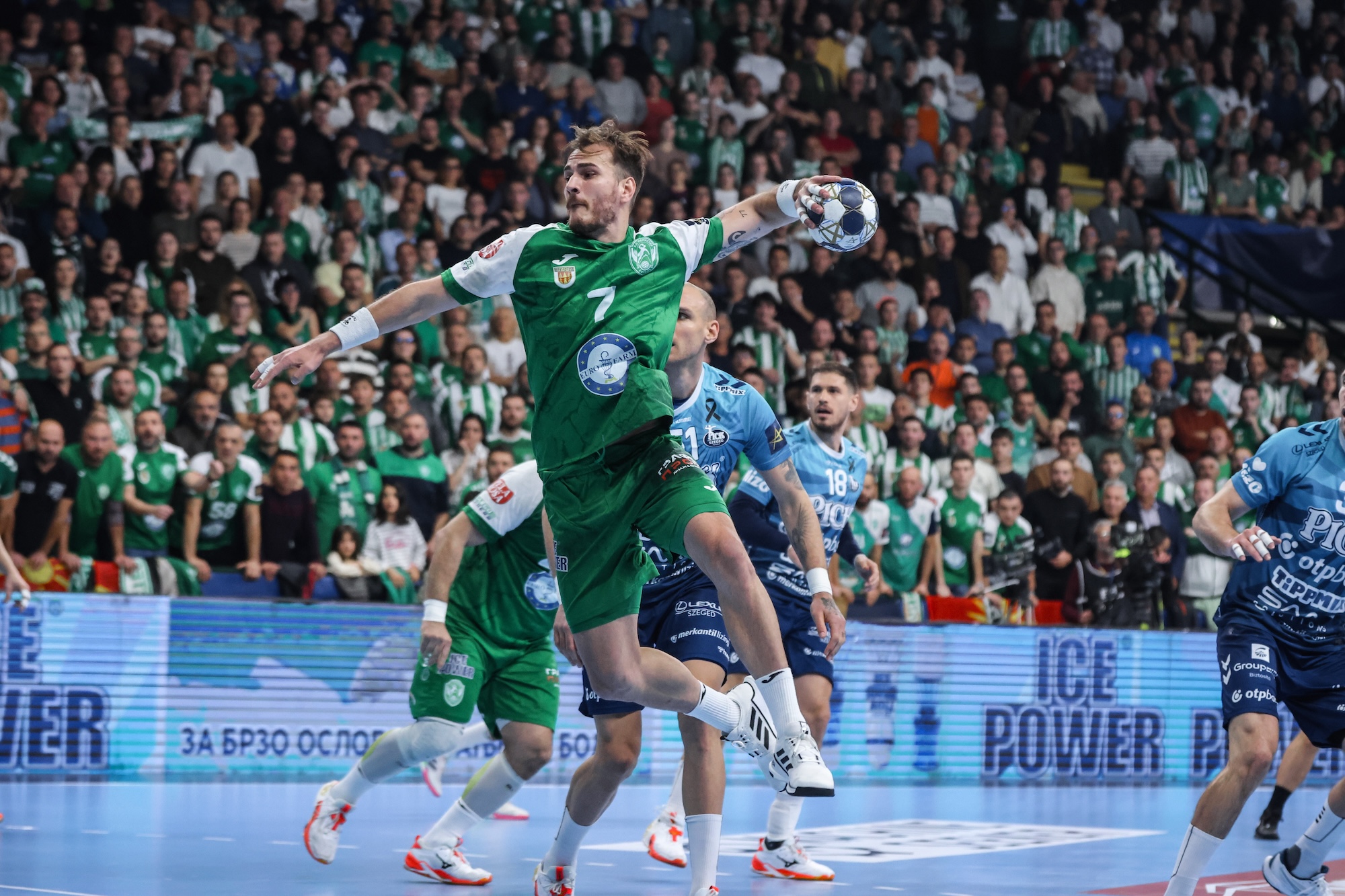 Eurofarm Pelister overthrow Szeged; wins for PSG, Veszprém and SCM