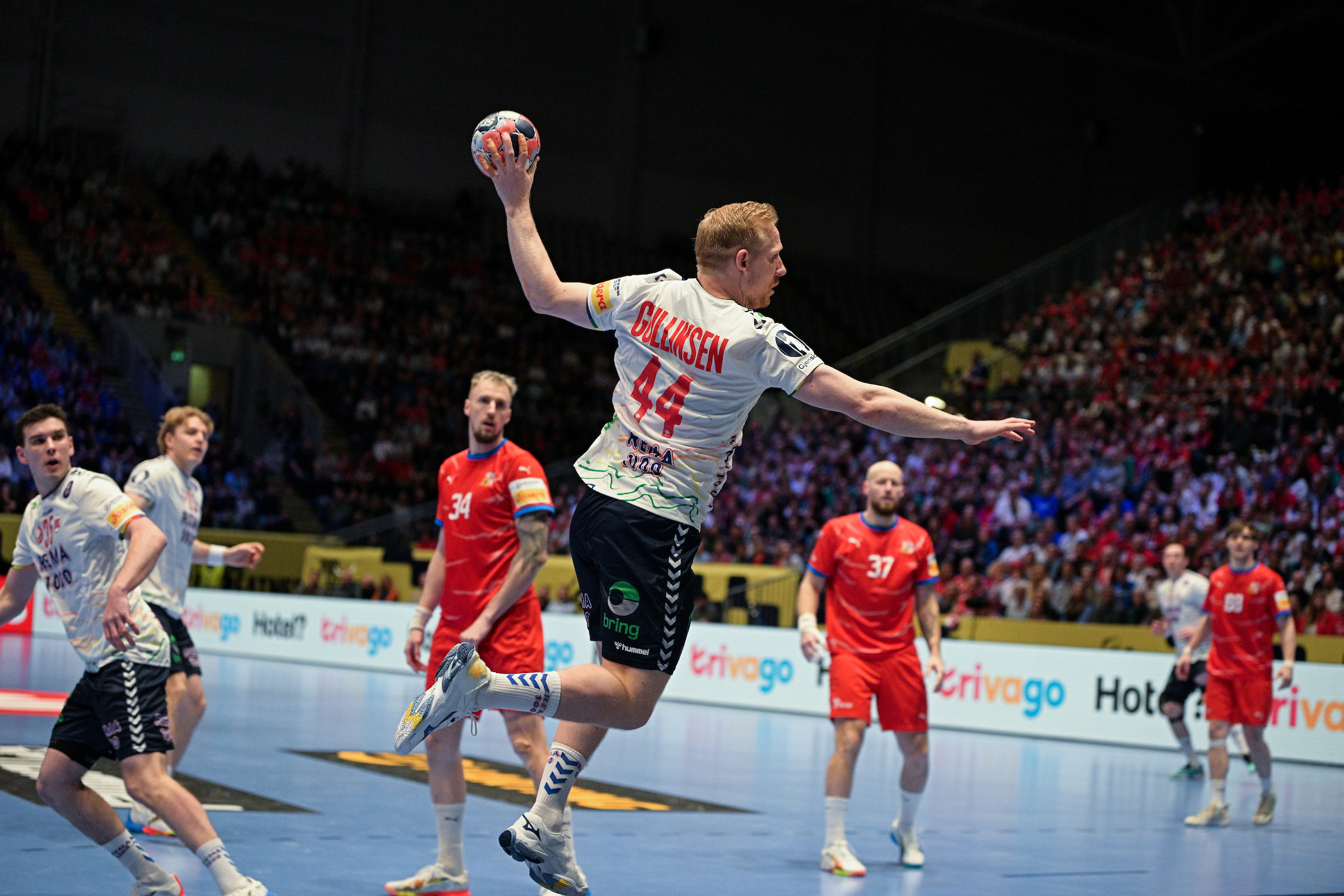 Norway overcome Czechia’s resistance to book main round ticket