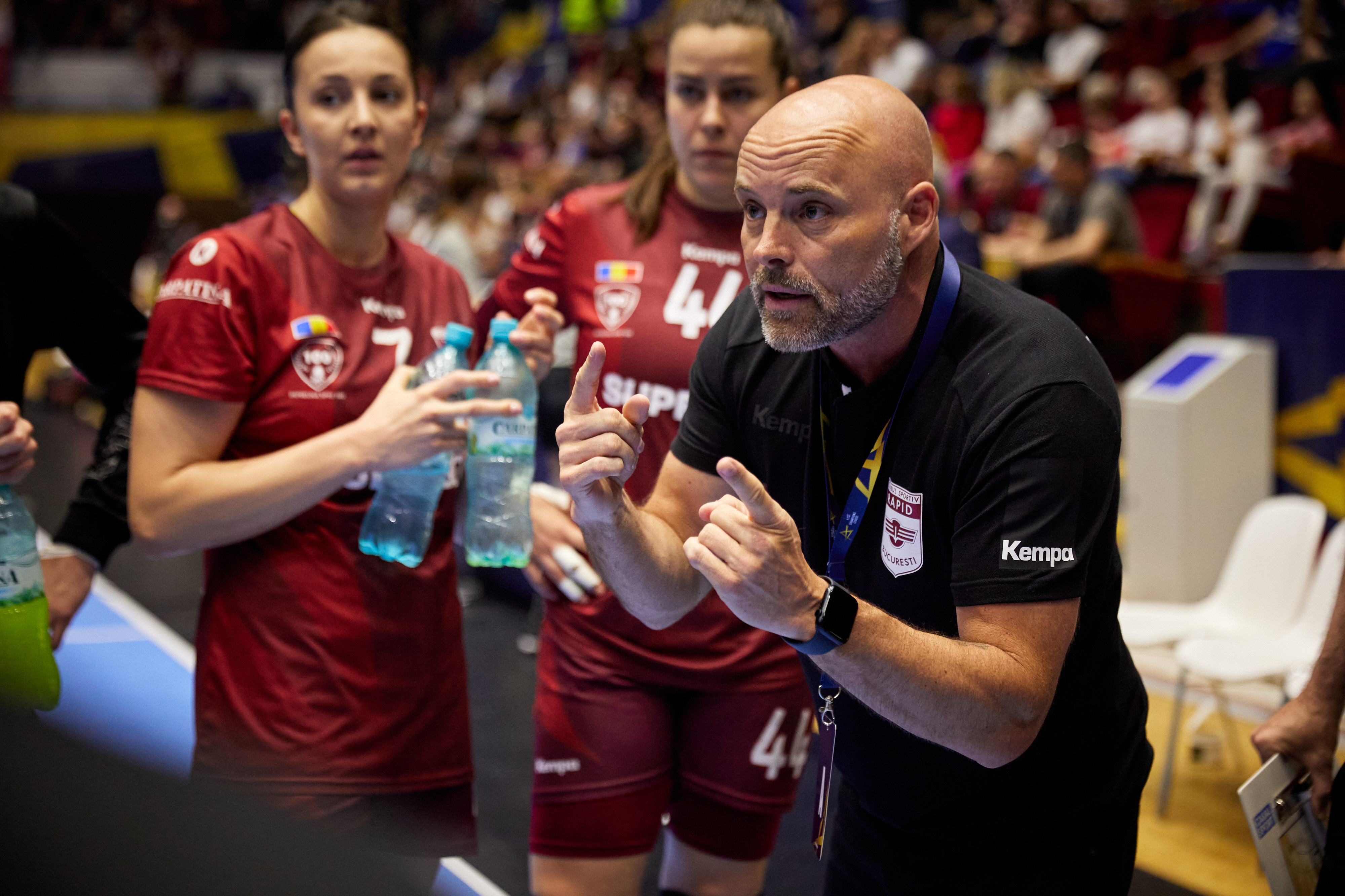 Top head coaches debate 7v6 in upcoming webinar