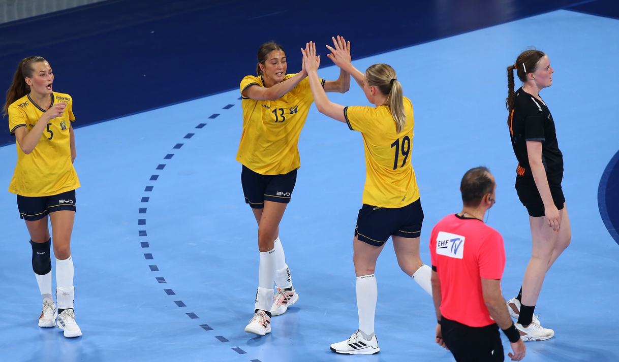 Only Hungary and Sweden stay perfect at W19 EHF EURO 2023